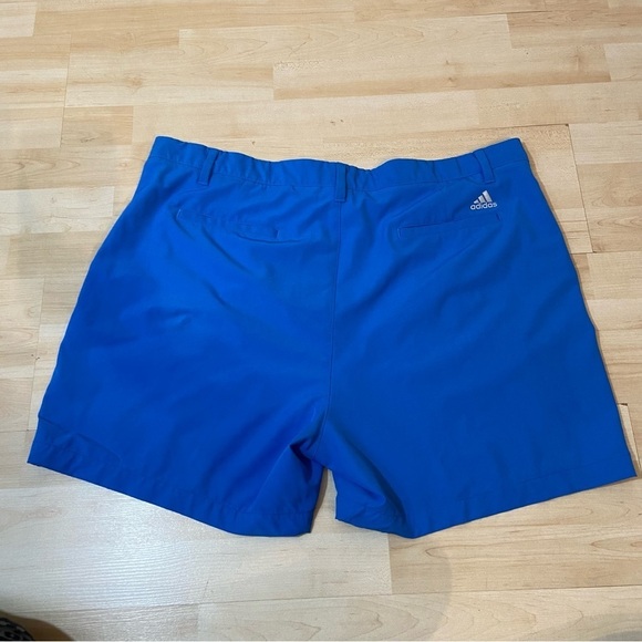🛍️3/$30 Adidas women’s blue lightweight shorts in size 40 - Picture 2 of 11